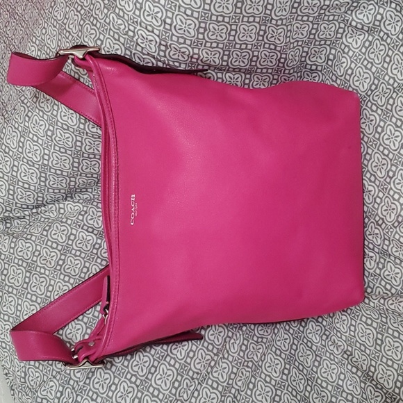 Coach Handbags - Coach Legacy Crossbody Bucket Bag